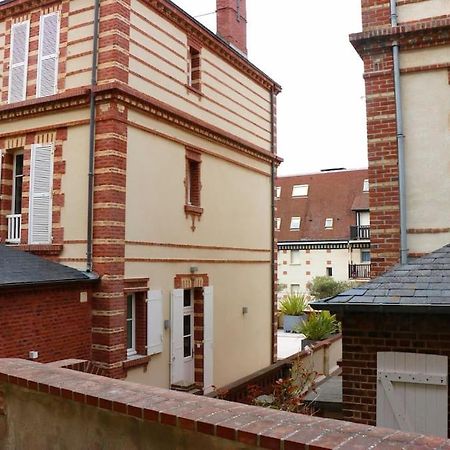 Appartement Duplex Cosy Au Calme A 50M De La Plage Houlgate Exterior foto